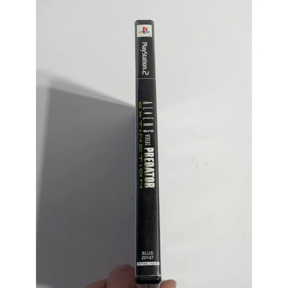 Aliens vs. Predator: Extinction (Sony PlayStation 2,‎ 2003)(CIB)